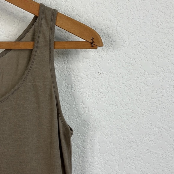 Back Label Cashmere Cotton Dress Cardigan Travel Set - Picture 4 of 11